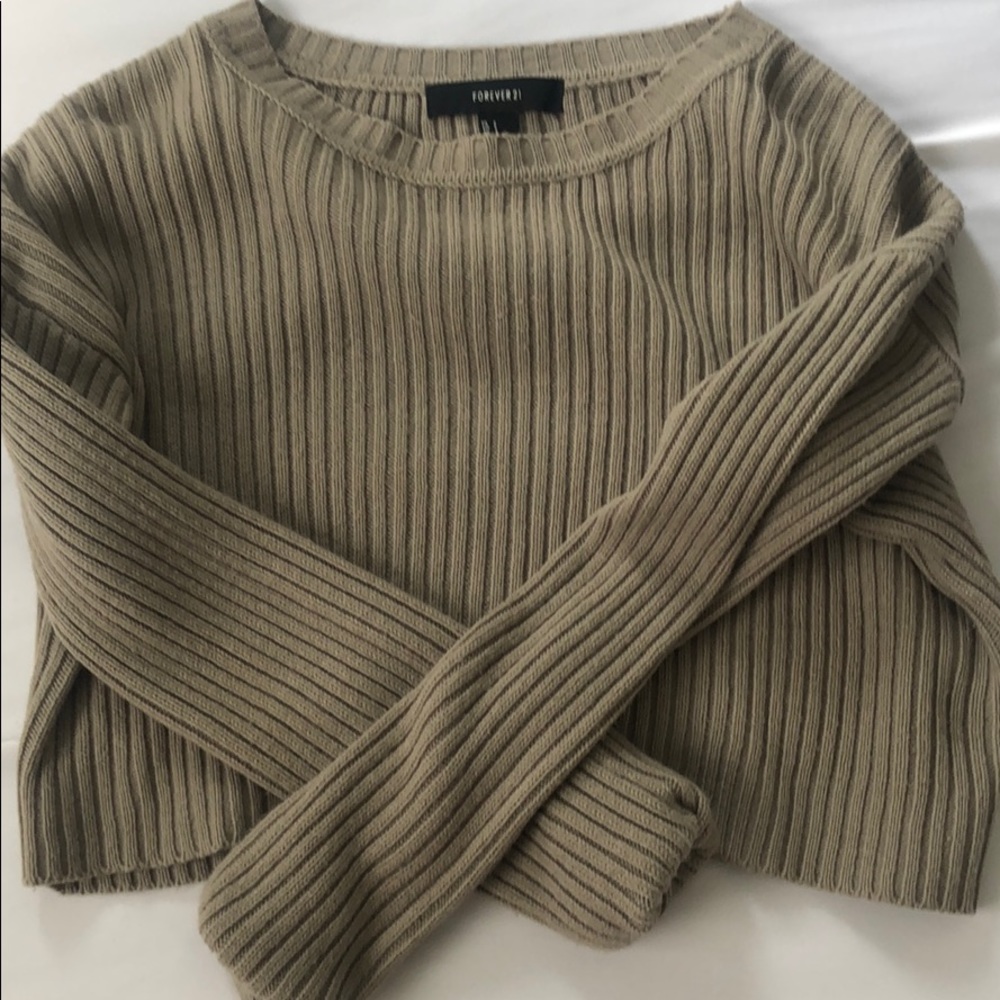 Cropped sweater